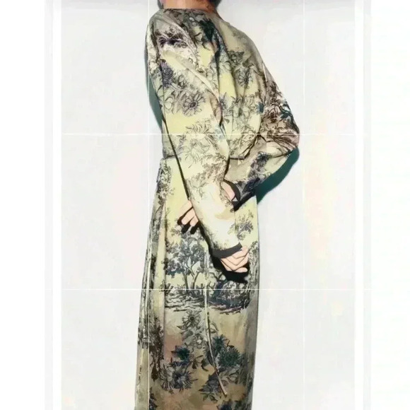 NWT Zara Printed Wrap Robe - Picture 8 of 15